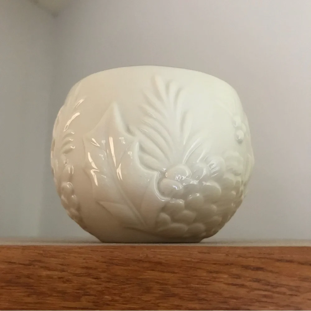 LENOX Holly and Pinecone Candle Votive